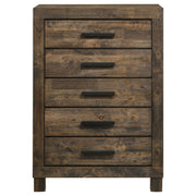 Cómoda de dormitorio Woodmont de 5 cajones en marrón dorado rústico