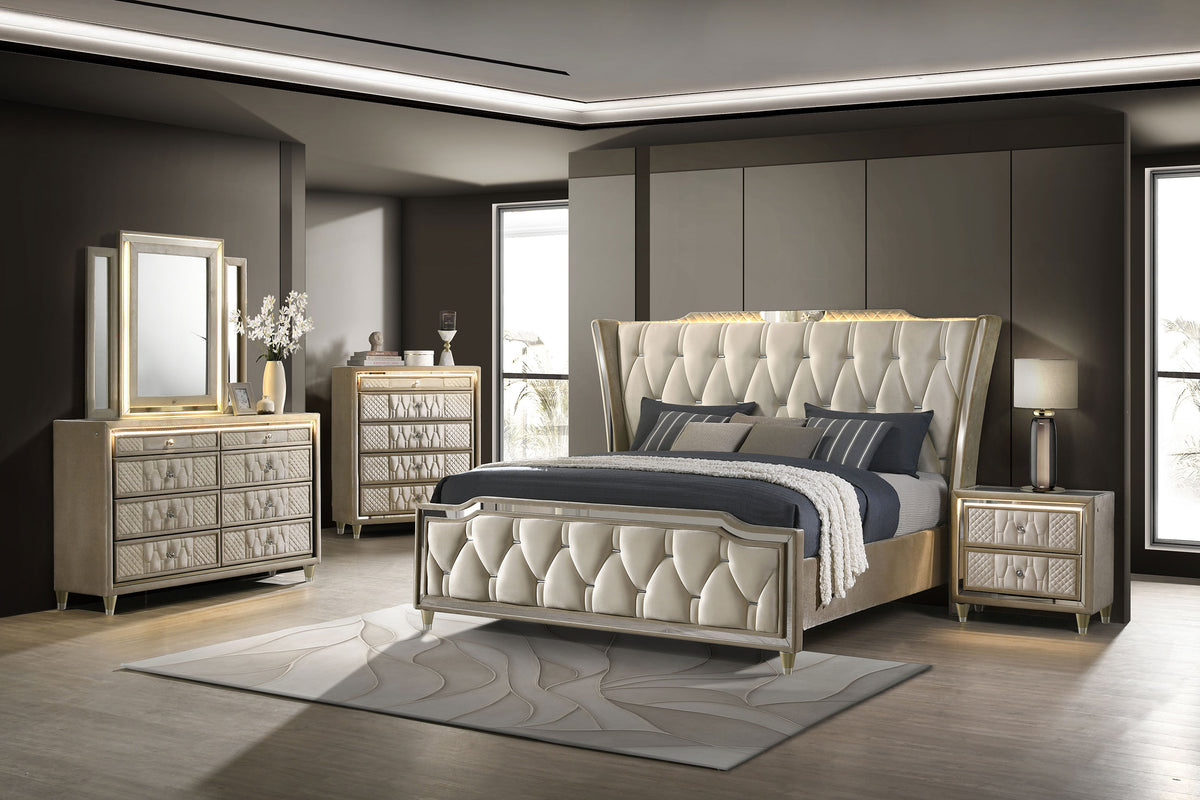 Lorient 4-piece Eastern King Bedroom Set Ivory and Camel