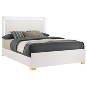 Cama con panel LED Marceline Wood en color negro