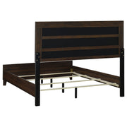 Cama tapizada Welsley de 50 pulgadas en nogal