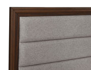 Cama tapizada Welsley de 50 pulgadas en nogal