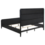 Cama Brookmead con paneles de madera negros