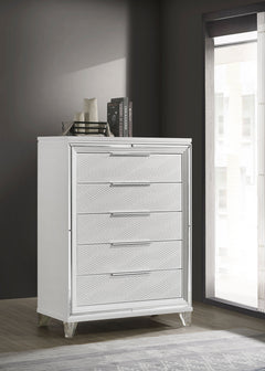 Cómoda de dormitorio Marmore de 5 cajones en color blanco