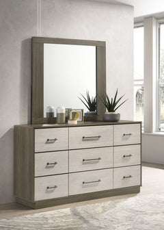 Cómoda Fenwick de 9 cajones en roble gris