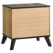 Juego de dormitorio Kaywood de pino natural