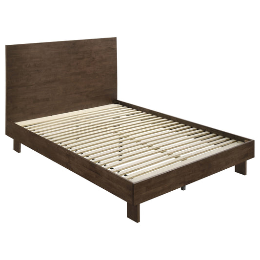 Cama Glenwood de 48 pulgadas con plataforma y paneles en marrón cálido