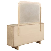 Cómoda Kailani de 9 cajones y espejo en roble beige