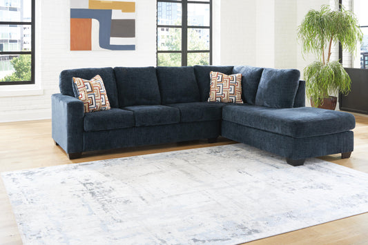 Aviemore 2-Piece Sectional with Chaise
