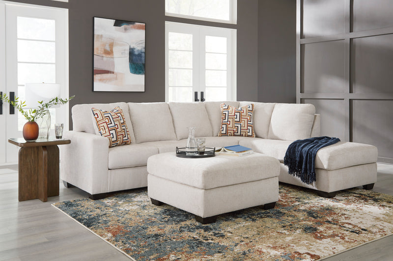 Aviemore 2-Piece Sectional with Chaise