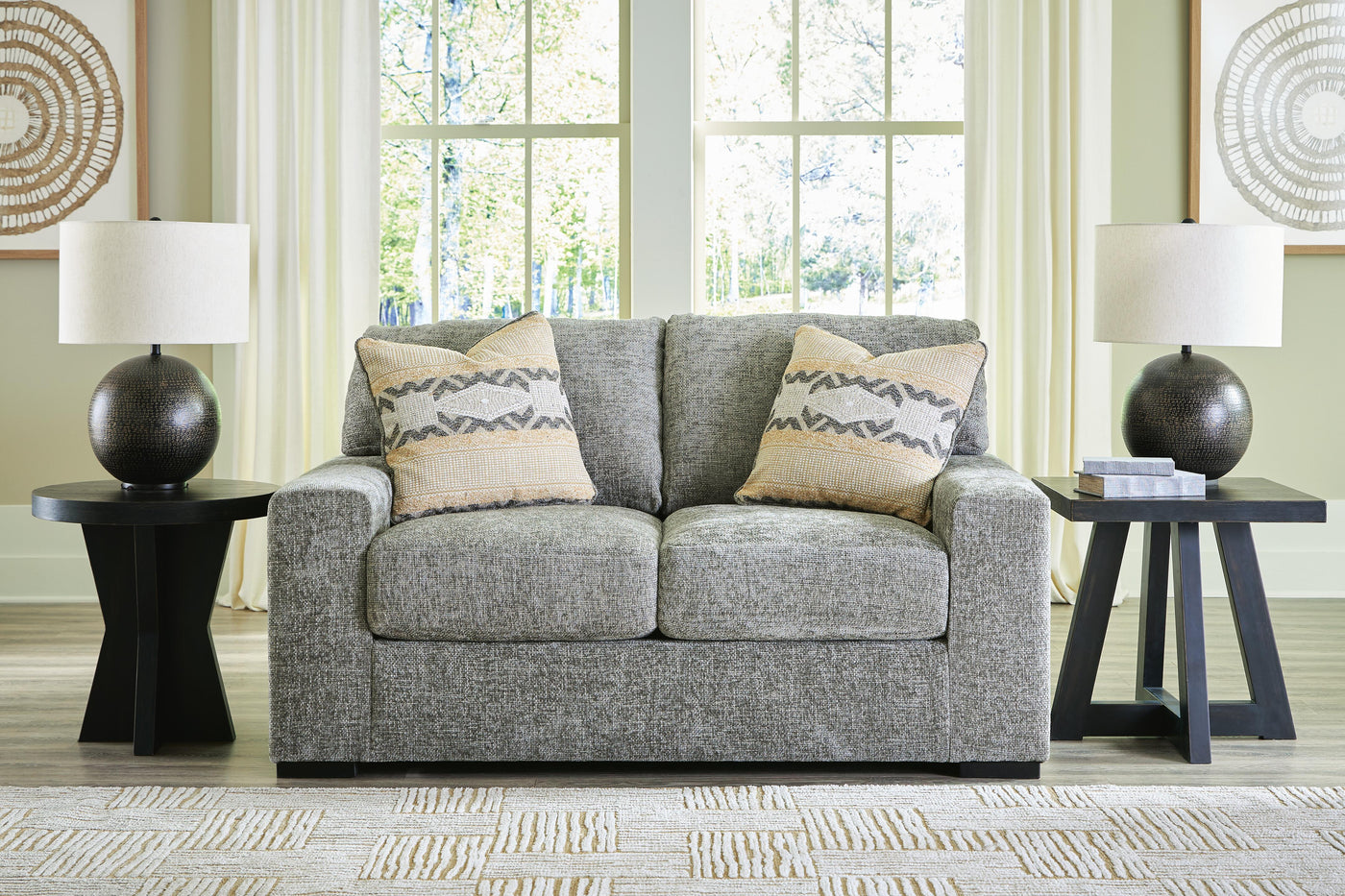 Dunmor Loveseat in Graphite
