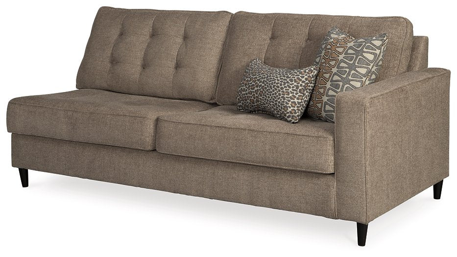Flintshire Sectional with Chaise