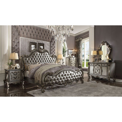 Versailles Chest
