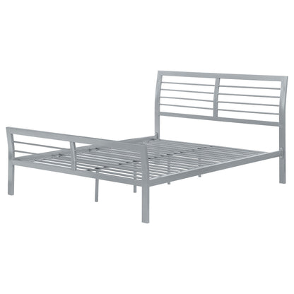 Cama abierta de metal Cooper color plata