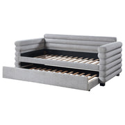 Cama de día tapizada Patricia Boucle con cama nido gris