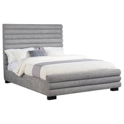Cama Patricia de 58 pulgadas tapizada en bouclé gris