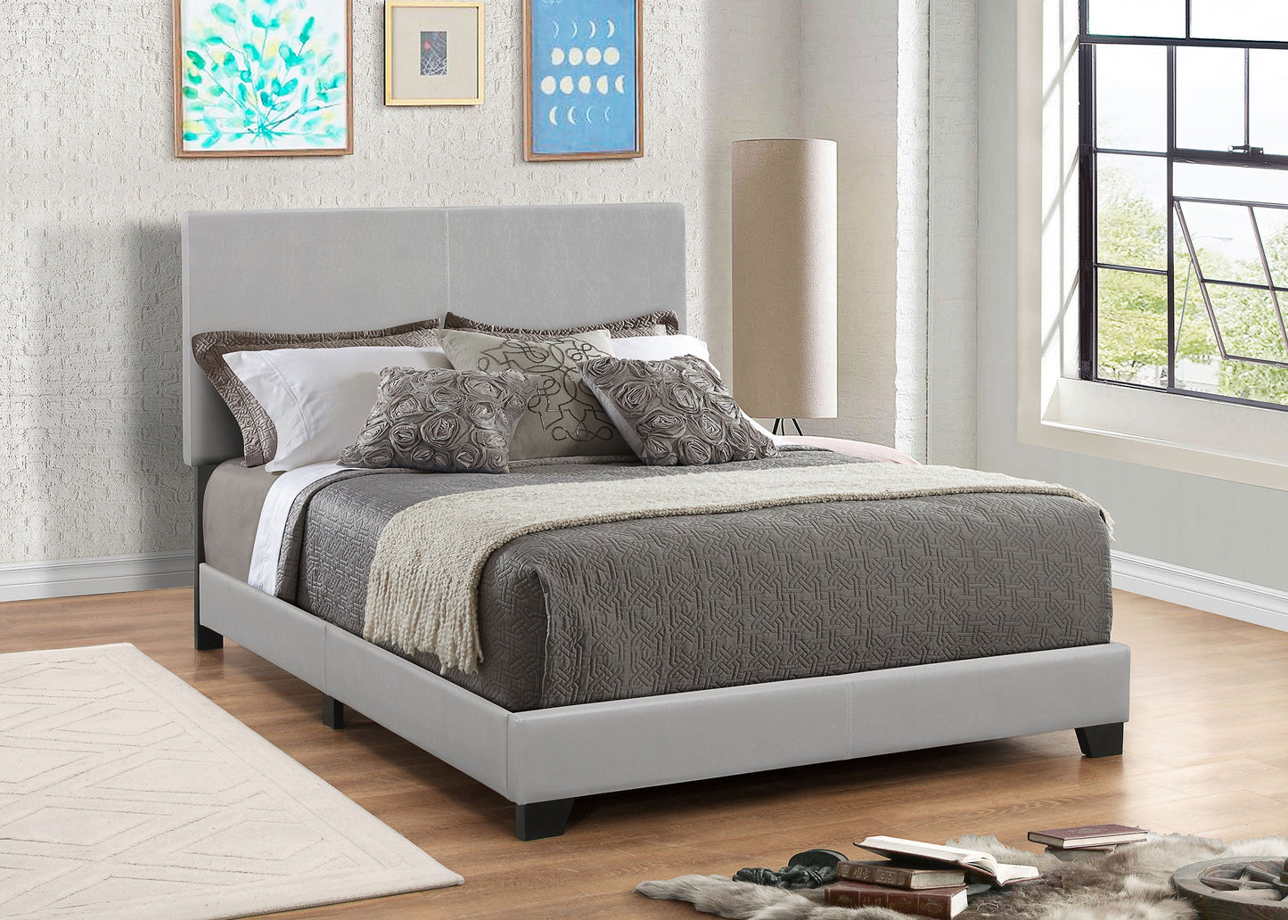 Cama tapizada en tela Dorian color crema