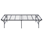 Cama con plataforma de soporte de metal Mabel negra