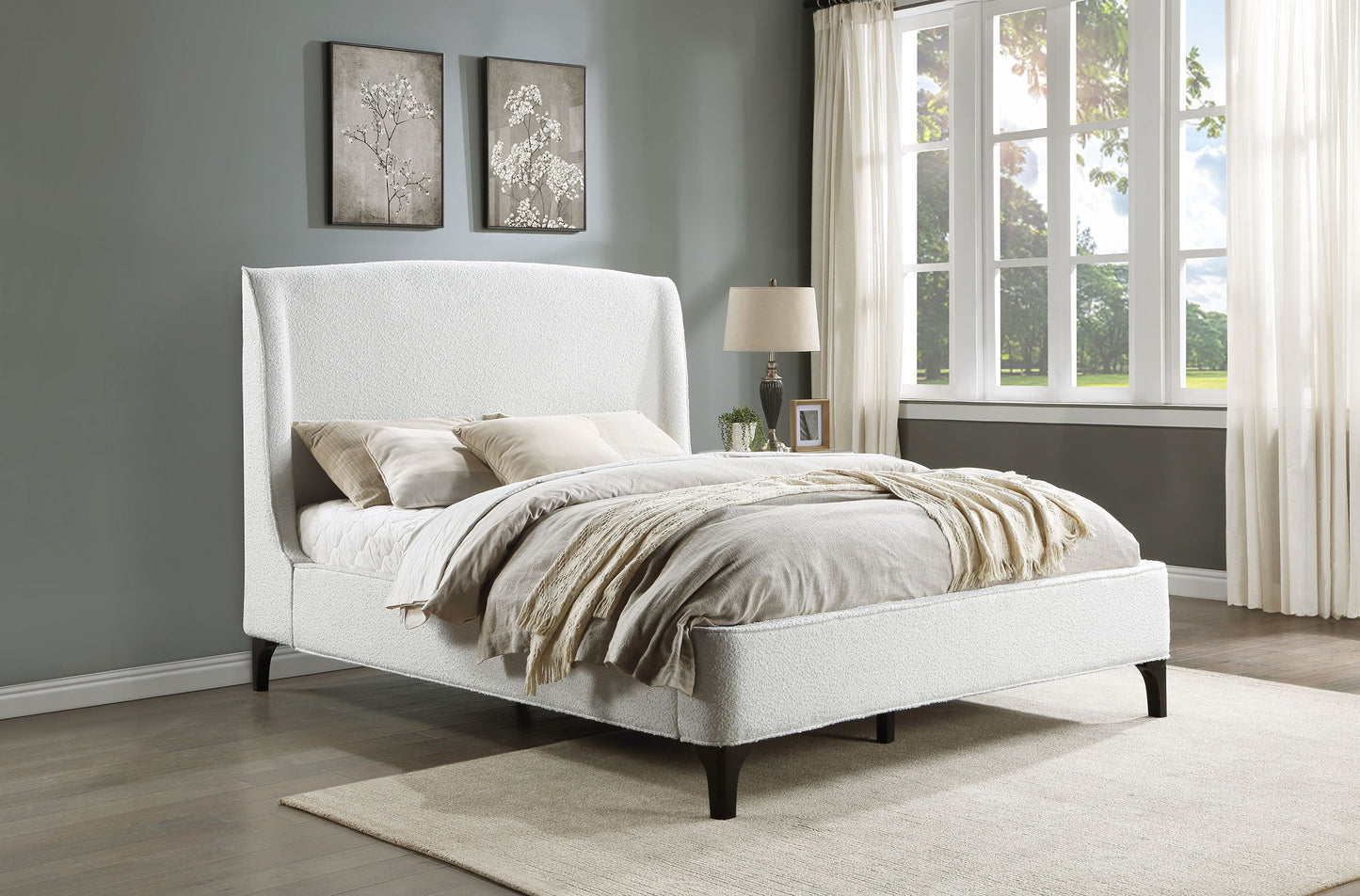Cama Mosby tapizada con respaldo alto, color gris