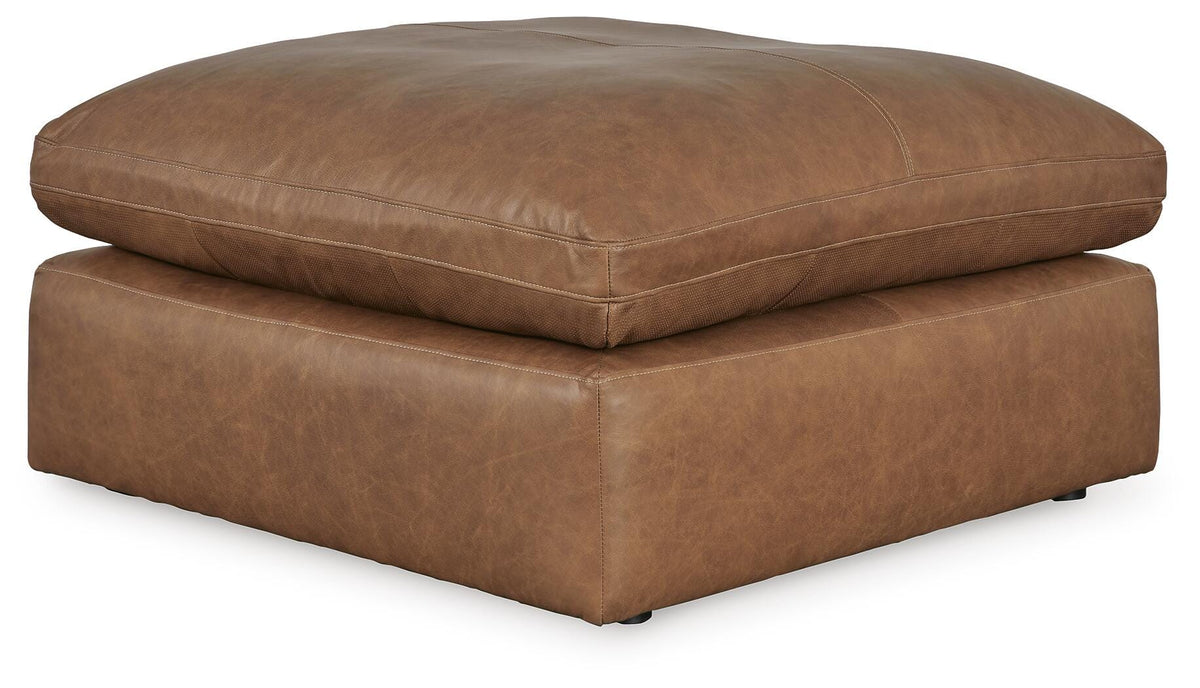 Emilia 3-Piece Sectional and 2 Ottomans