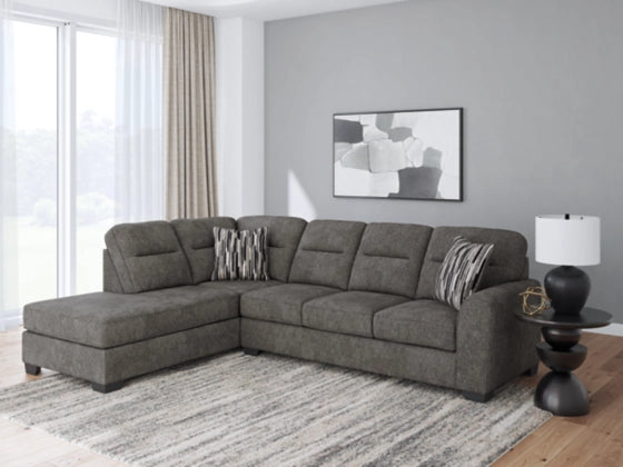 Olten Sectional with Chaise
