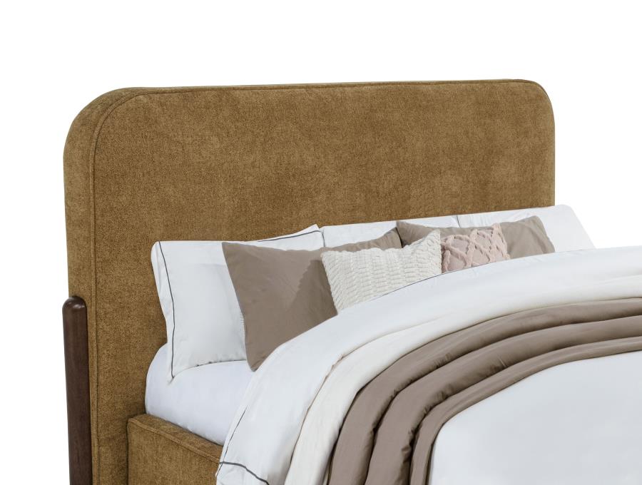 Baldacci Queen Upholstered Platform Bed