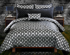 Kate Comforter Set