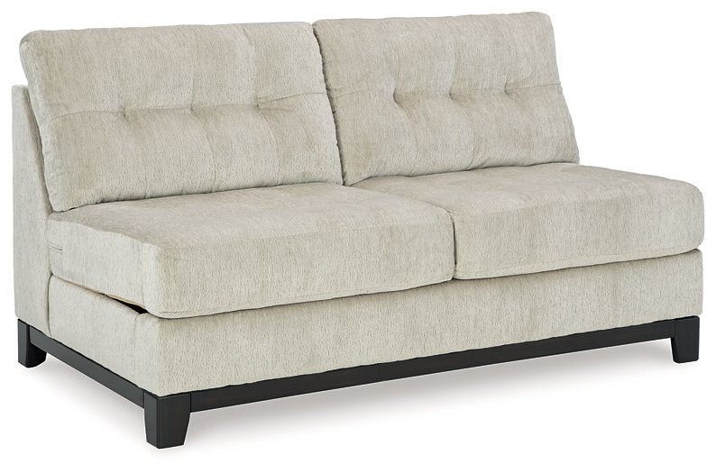 Seccional Maxon Place con chaise longue
