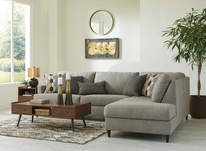 Santasia 2-Piece Sectional with Chaise
