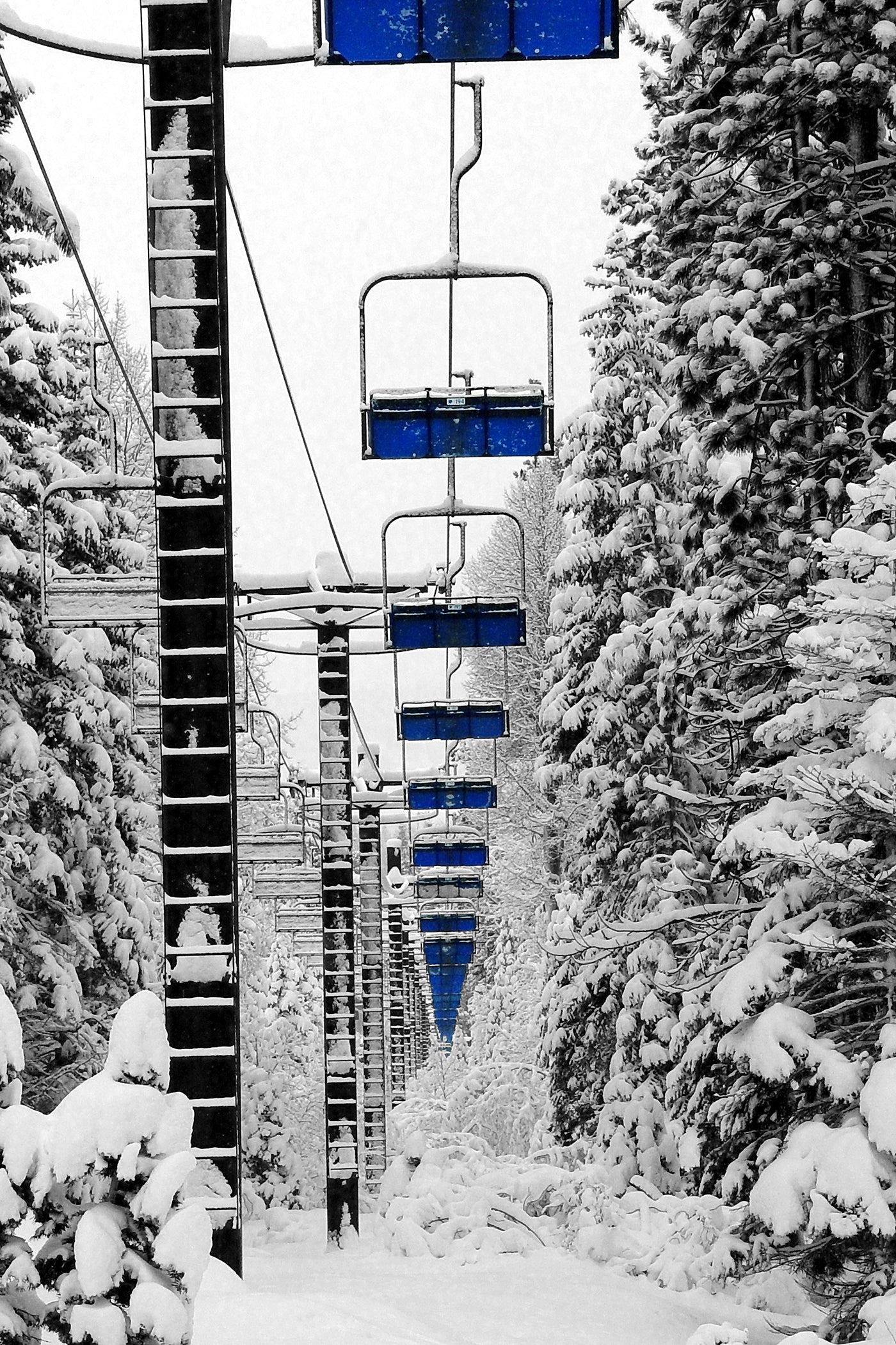 ''Ski Lift'' Tempered Glass