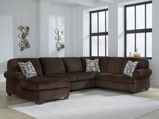 Landsings 3-Piece Sectional with Chaise