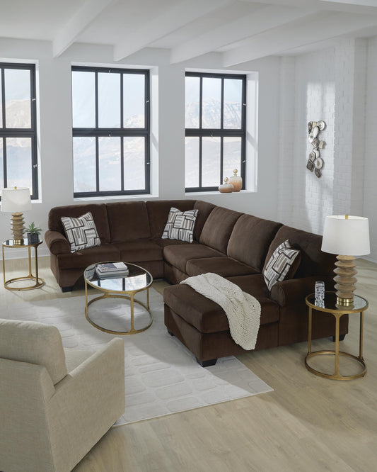 Landsings 3-Piece Sectional with Chaise