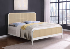Cama de metal con estructura de caña abierta Lanewood, color negro