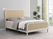 Cama de metal con estructura de caña abierta Lanewood, color negro
