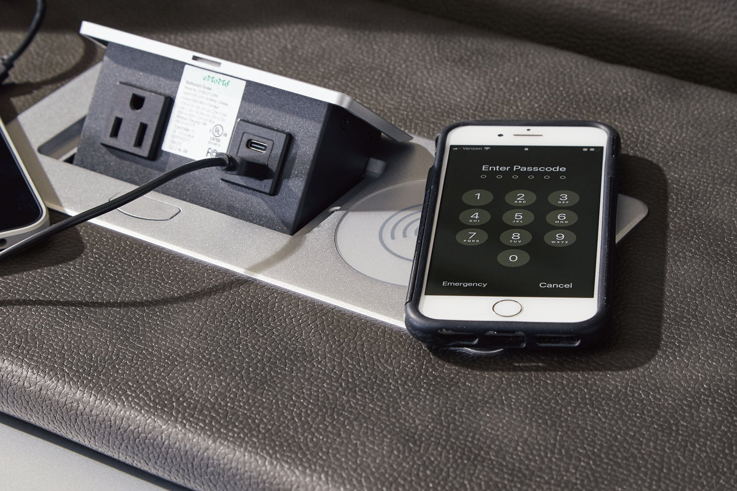 Sofá reclinable eléctrico Fyne-Dyme