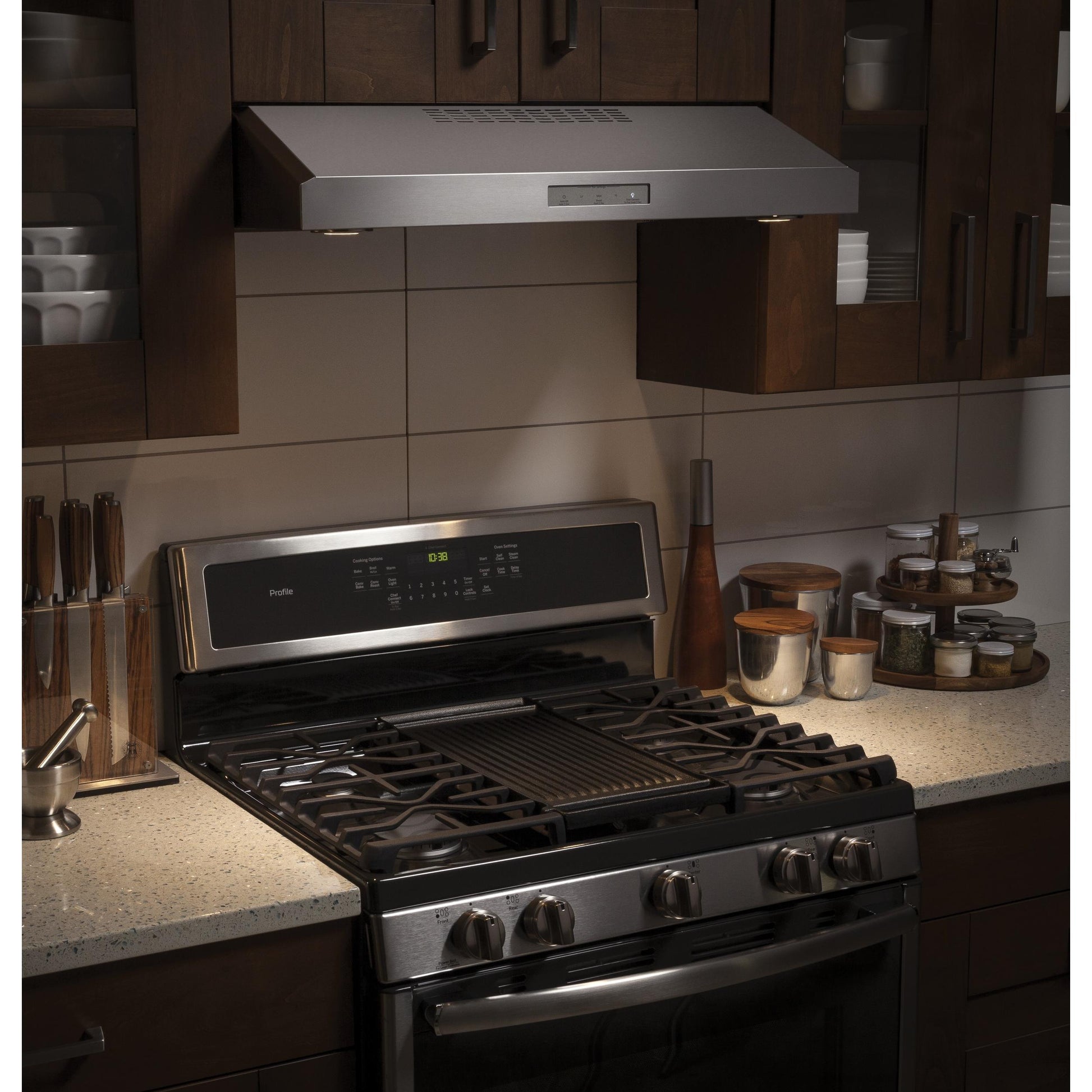 GE Profile 30-inch Under-Cabinet Range Hood PVX7300SJSS IMAGE 6