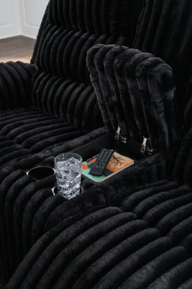 Technique DBL Recliner Power Loveseat w/ Console