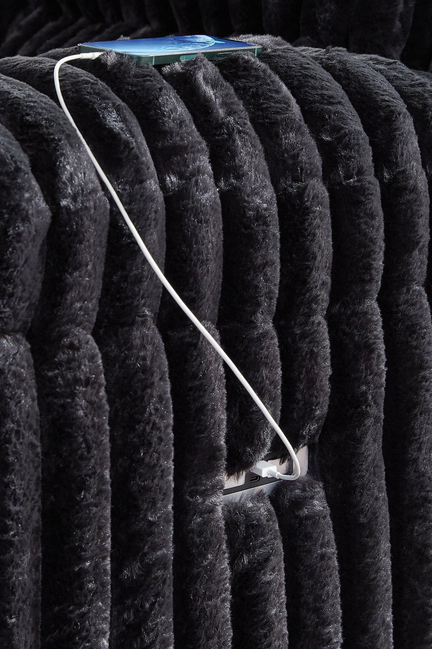 Rhines Falls Sofa & Loveseat Set