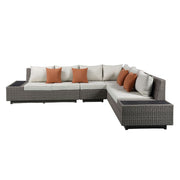 Sofá seccional para patio Salena de 160 cm con 4 cojines y mesa de centro