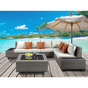 Sofá seccional para patio Salena de 160 cm con 4 cojines y mesa de centro