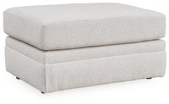 Maitelynn Ottoman