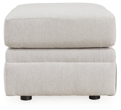 Maitelynn Ottoman