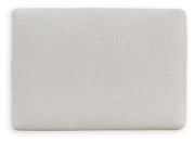 Maitelynn Ottoman