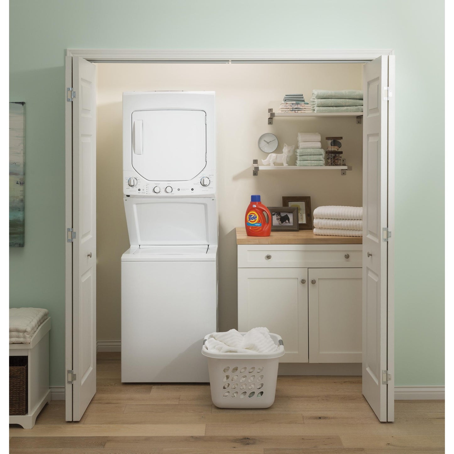  GE Stacked Washer/Dryer Gas Laundry Center GUD24GSSMWW IMAGE 11