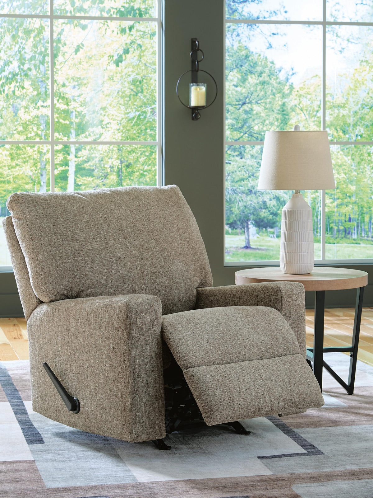 Newellen Rocker Recliner