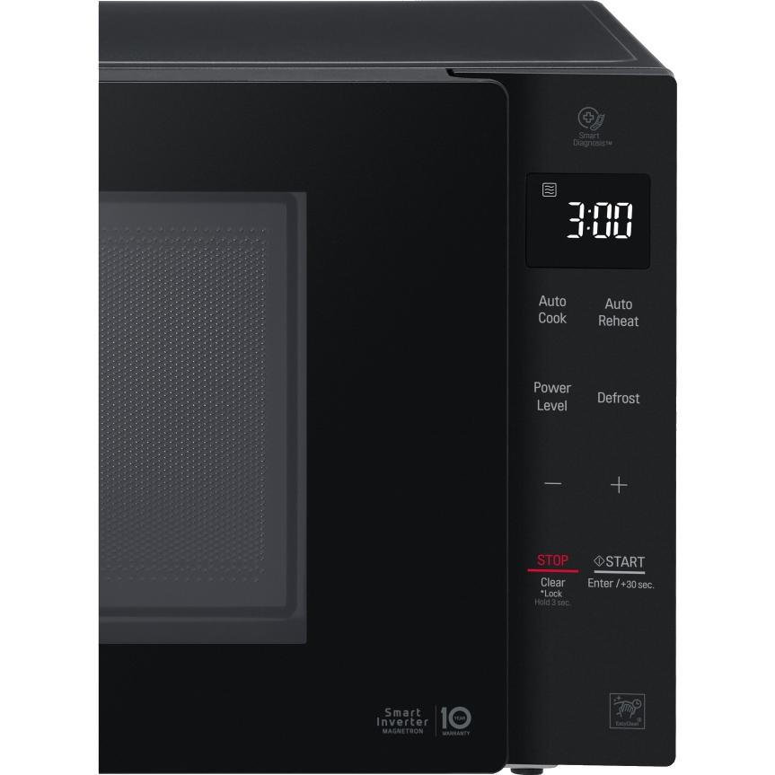  LG 22-inch, 1.2 cu.ft. Countertop Microwave Oven with EasyClean® LMC1275SB IMAGE 4