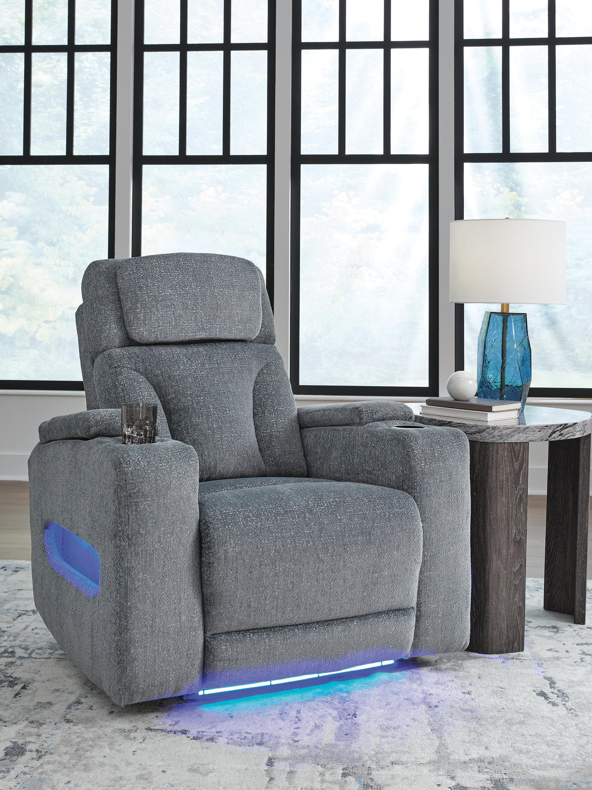 Forest Lake PWR Recliner/ADJ Headrest