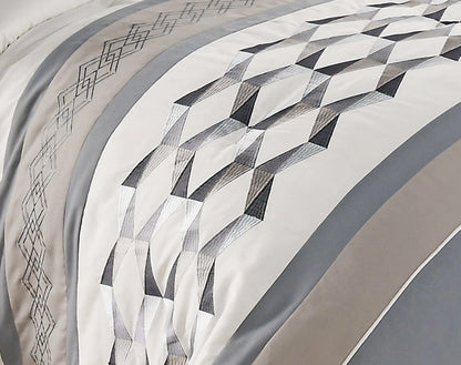 Bailey 7PC Queen Comforter Set