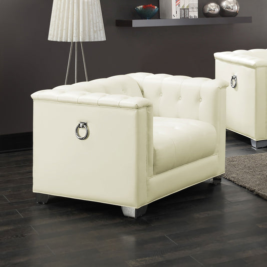 Sillón Chaviano tapizado con brazos articulados, color blanco perla