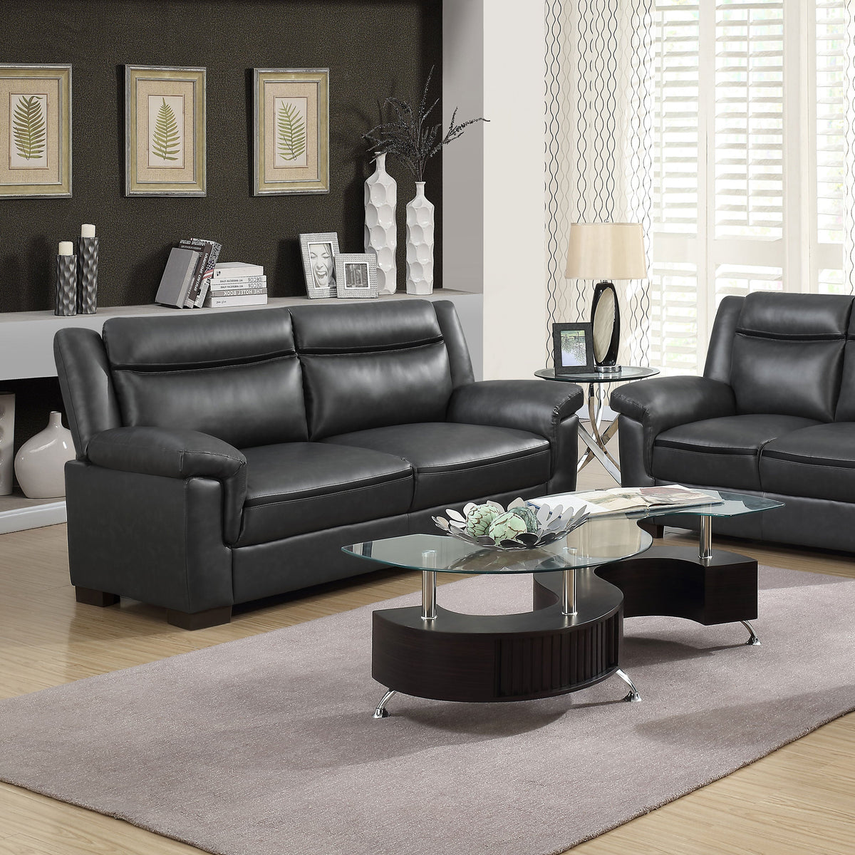 Sofá tapizado Arabella con brazos acolchados, gris