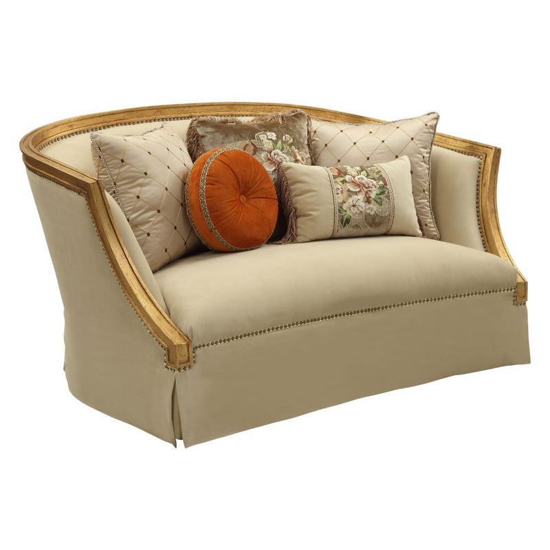 Loveseat Daesha de 70" de largo con 5 almohadas